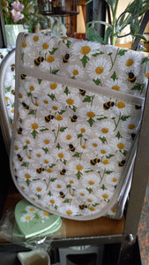 Daisy Bee Cotton Double Oven Glove